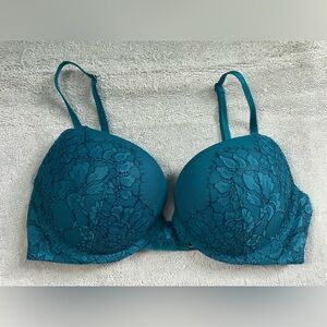 Victoria’s Secret Very Sexy Push Up Bra